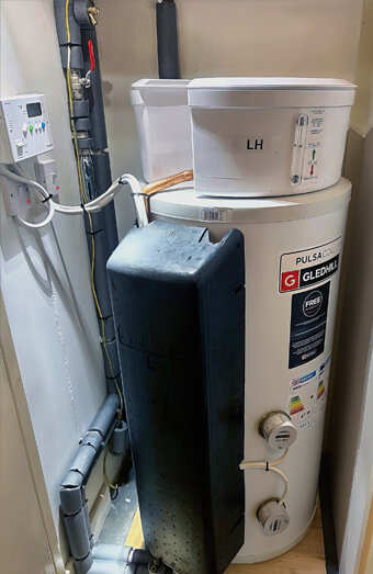 https://churchlandshotwater.com.au/uploads/2025/06/electric-hot-water-system-70649.jpg