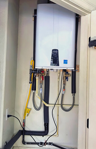 https://churchlandshotwater.com.au/uploads/2025/06/instant-hot-water-systems-35536.jpg