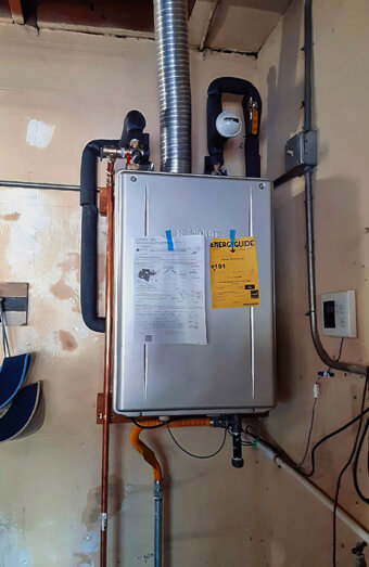 https://churchlandshotwater.com.au/uploads/2025/06/instant-hot-water-systems-51476.jpg