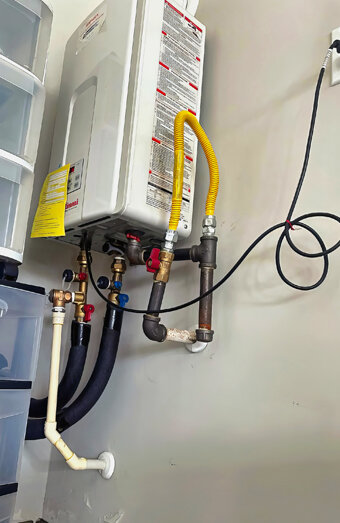 https://churchlandshotwater.com.au/uploads/2025/06/instant-hot-water-systems-65049.jpg
