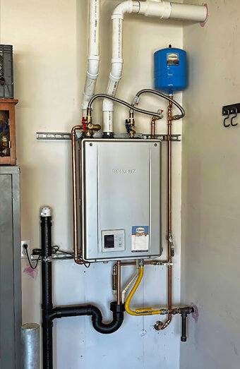 https://churchlandshotwater.com.au/uploads/2025/06/instant-hot-water-systems-98444.jpg